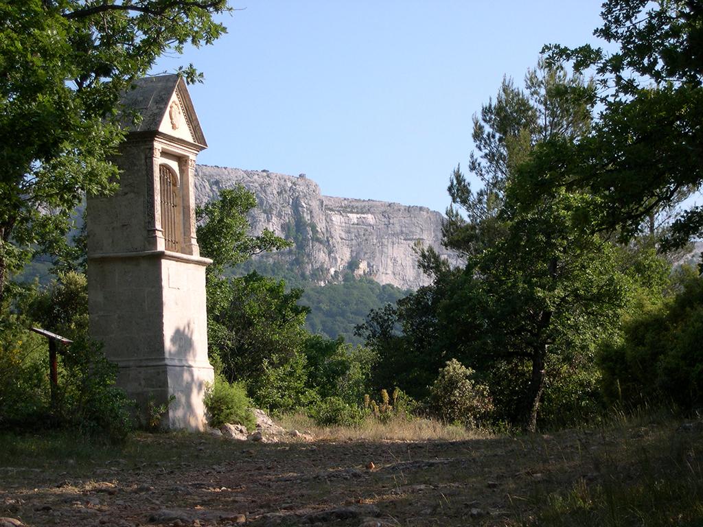 sainte-baume oratoire massif sanctuaire foret randonnee